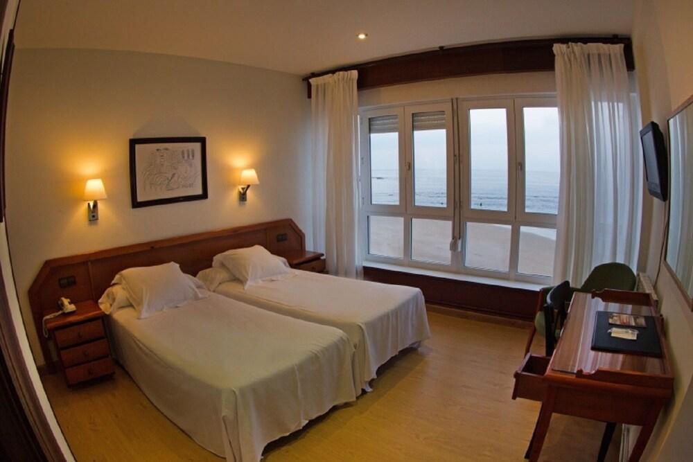 Hotel Josein Comillas Exterior foto