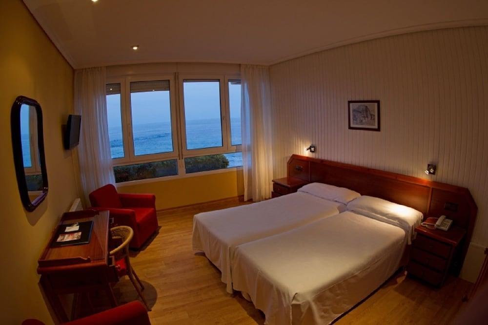 Hotel Josein Comillas Exterior foto